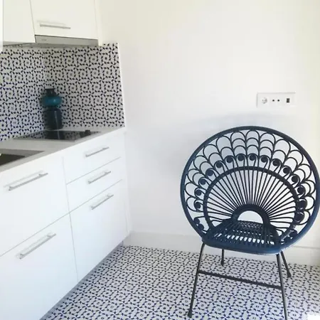 Appartamento Alfama Services *