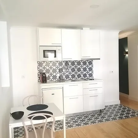 Апартаменти Alfama Services *