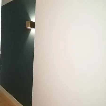 Alfama Services Lisbona