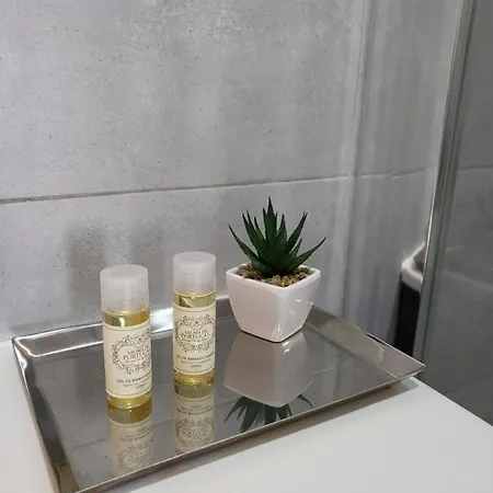 Apartament Alfama Services *