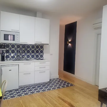 Apartament Alfama Services