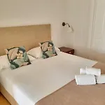 Apartament Alfama Services