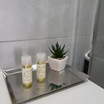 Apartament Alfama Services *